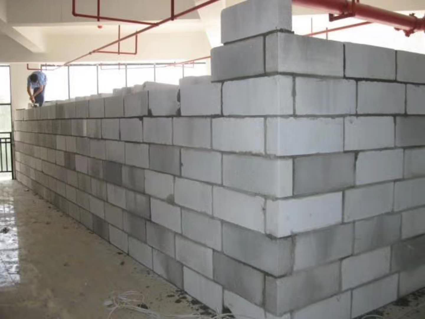 修武蒸压加气混凝土砌块承重墙静力和抗震性能的研究
